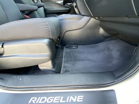 Used 2023 Honda Ridgeline Sport image 29