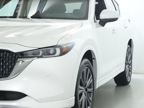 Used 2025 MAZDA CX-5 Signature AWD/4WD image 4