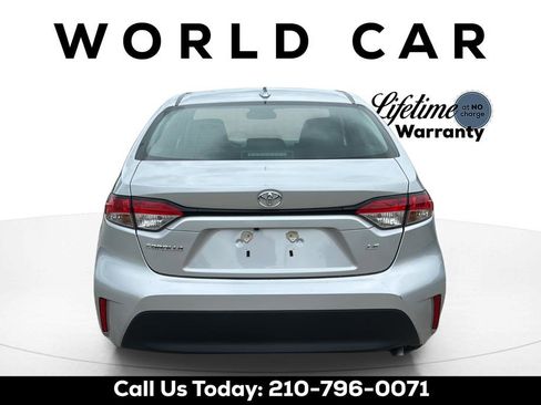 Used 2023 Toyota Corolla LE FWD image 4