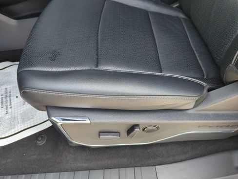 Used 2024 Ford F150 Lariat w/ Bed Utility Package AWD/4WD image 34