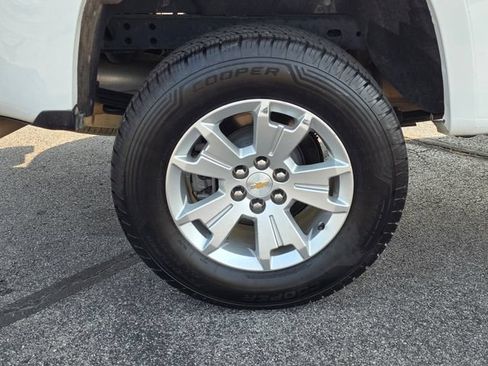 Used 2022 Chevrolet Colorado LT w/ Fleet Safety Package RWD image 13