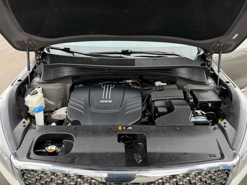 Used 2017 Kia Sorento SX image 38