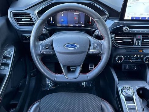 Used 2024 Ford Escape ST-Line image 16