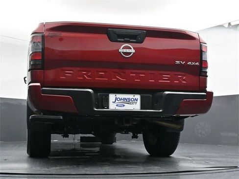 Used 2023 Nissan Frontier SV w/ Tow Package image 34