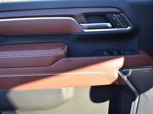 Certified 2024 GMC Sierra 2500 Denali Ultimate image 10