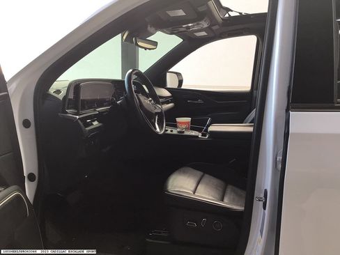 Used 2023 Cadillac Escalade Sport AWD/4WD image 8