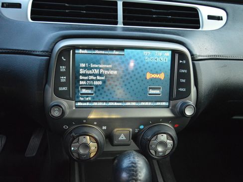 Used 2013 Chevrolet Camaro LT image 13