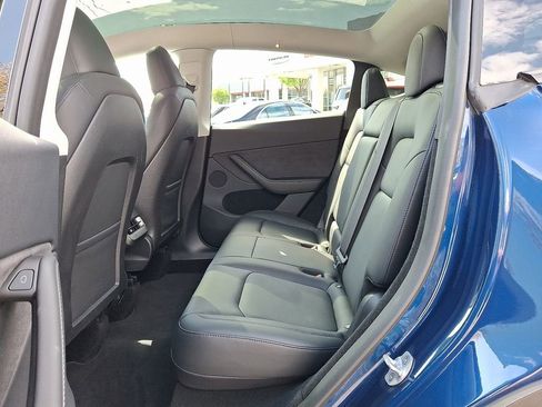 Used 2024 Tesla Model Y Long Range AWD/4WD image 10