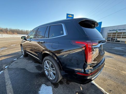 Certified 2020 Cadillac XT6 Premium Luxury image 3