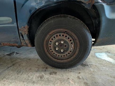 Used 2002 Dodge Caravan SE FWD image 14