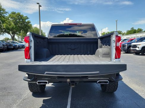 Used 2021 Chevrolet Silverado 1500 Custom Trail Boss AWD/4WD image 10
