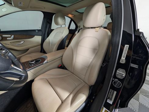 Used 2021 Mercedes-Benz C 300 4MATIC Sedan image 5