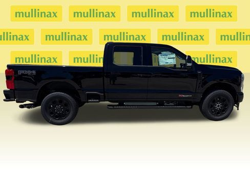 New 2026 Ford F250 Lariat w/ Black Appearance Package image 18