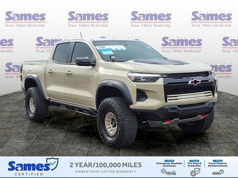 Used 2024 Chevrolet Colorado ZR2 w/ Technology Package image 27