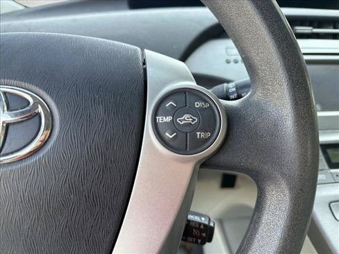 Used 2015 Toyota Prius Two FWD image 16