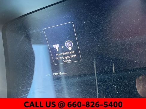 Used 2024 Toyota Tundra Platinum AWD/4WD image 7