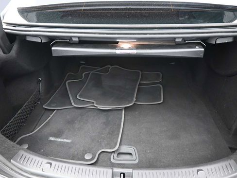 Used 2019 Mercedes-Benz E 300 4MATIC image 17
