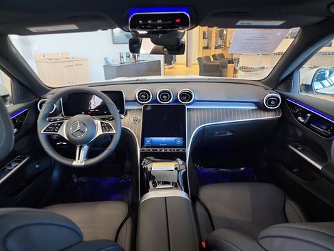 Certified 2025 Mercedes-Benz C 300 4MATIC Sedan image 18