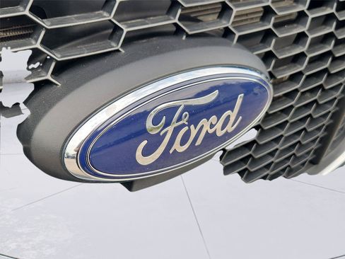 Used 2023 Ford Transit 250 Low Roof w/ Exterior Upgrade Package RWD image 28