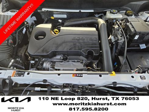 Used 2024 GMC Terrain SLT AWD/4WD image 30