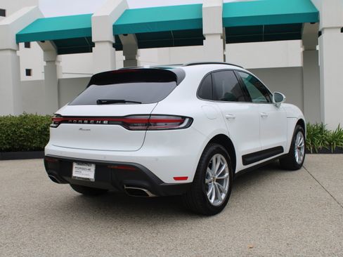 Certified 2026 Porsche Macan Turbo image 7