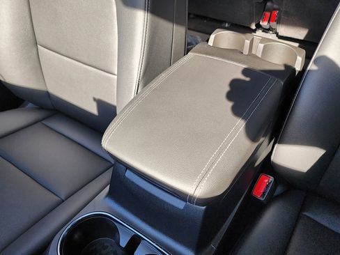 New 2026 GMC Canyon Elevation w/ Convenience Package image 32