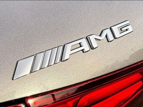 Used 2024 Mercedes-Benz GLA 35 AMG 4MATIC image 21