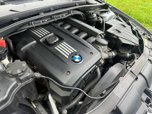 Used 2009 BMW 328i Sedan RWD image 42