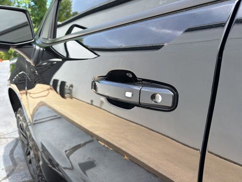 Used 2024 Chevrolet Silverado 1500 LT Trail Boss w/ LT Trail Boss Premium Package AWD/4WD image 23