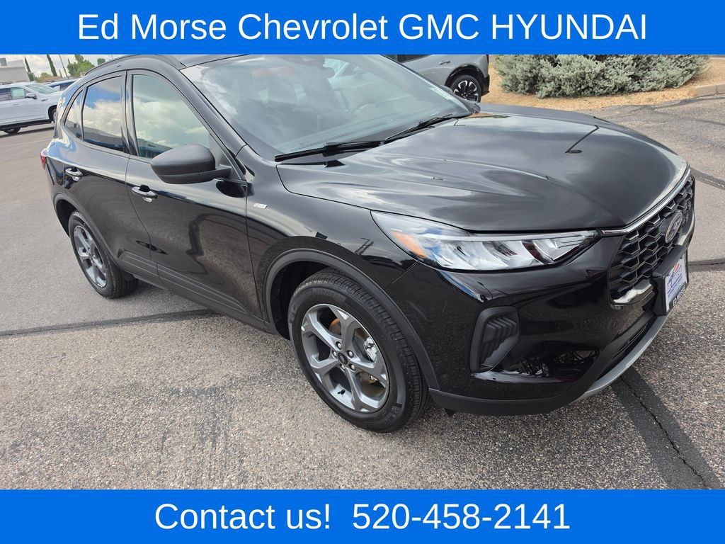Used 2025 Ford Escape ST-Line AWD/4WD image 7
