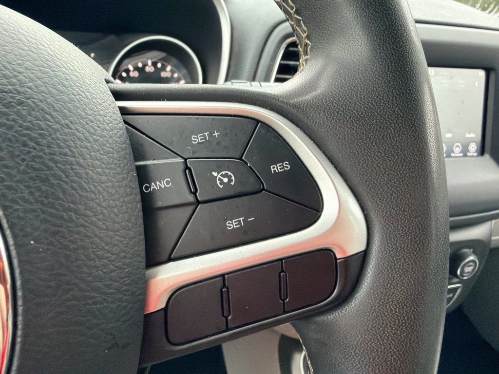 Used 2021 Jeep Compass Latitude FWD image 25