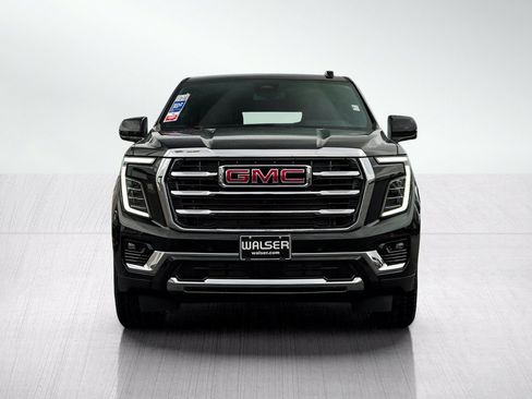New 2026 GMC Yukon XL Elevation w/ LPO, Floor Liner Package AWD/4WD image 2