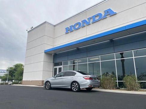 Used 2016 Honda Accord EX-L image 21