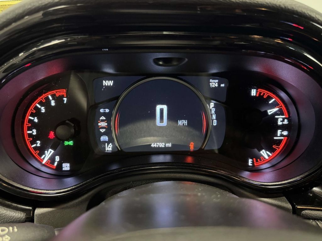 Used 2022 Dodge Durango GT AWD/4WD image 25