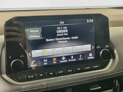 Used 2023 Nissan Rogue SL w/ SL Premium Package FWD image 21