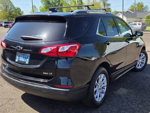 Used 2018 Chevrolet Equinox LT w/ Sun & Infotainment Package AWD/4WD image 8