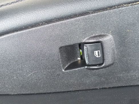 Used 2024 Ford Edge SEL w/ Convenience Package image 36