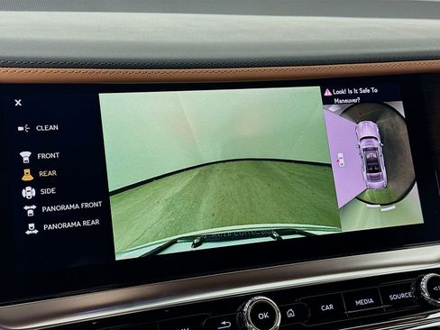 Used 2022 Bentley Flying Spur V8 AWD/4WD image 18