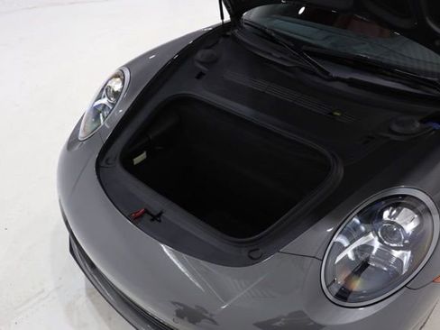 Used 2019 Porsche 911 Carrera 4S AWD/4WD image 36