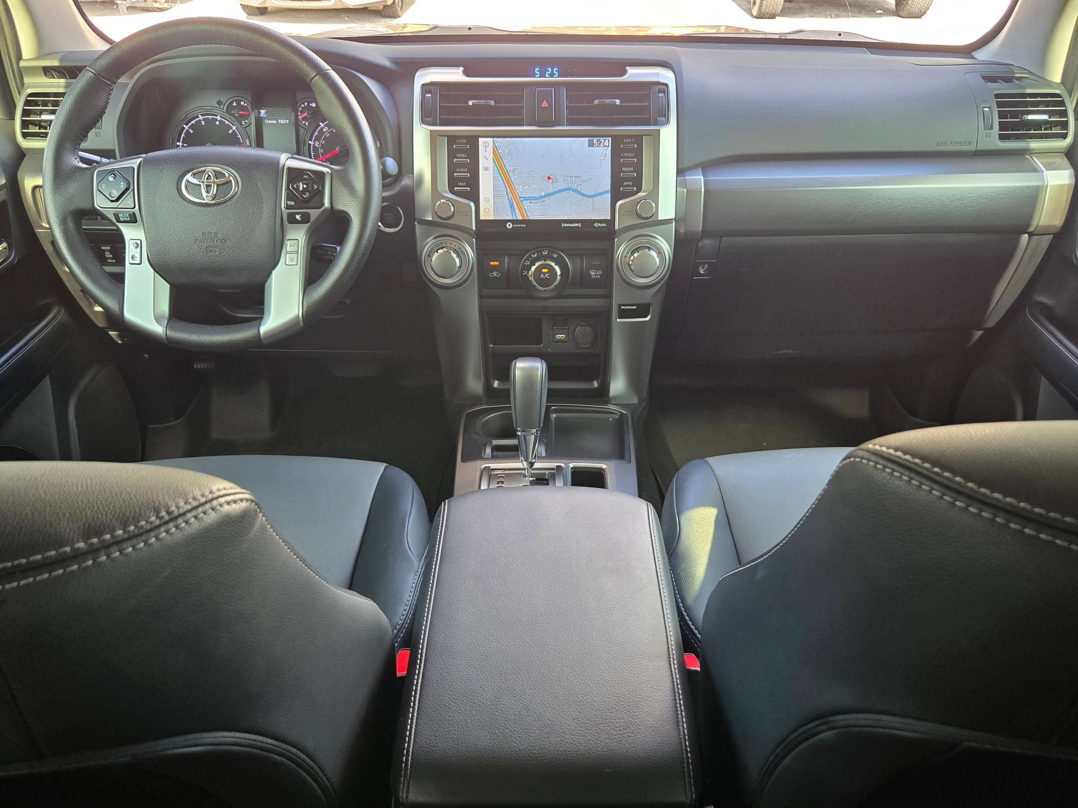 Used 2022 Toyota 4Runner SR5 Premium w/ Moonroof Package RWD image 16