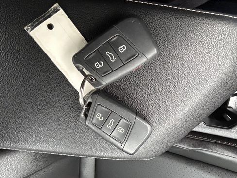 Used 2019 Volkswagen Jetta SEL image 30