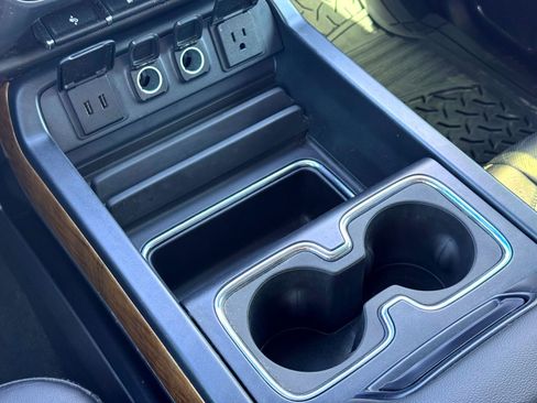 Used 2017 Chevrolet Silverado 1500 LTZ w/ Texas Edition image 26