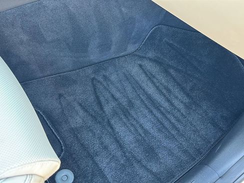 Certified 2026 Genesis GV70 2.5T image 38