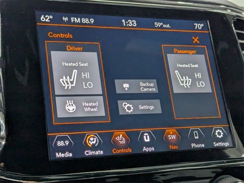 Used 2019 Jeep Grand Cherokee Altitude image 16