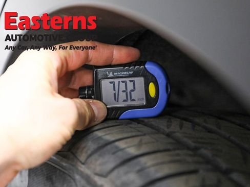 Used 2024 Mitsubishi Outlander SE image 27