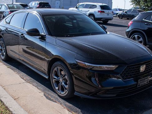 Used 2024 Honda Accord EX image 3
