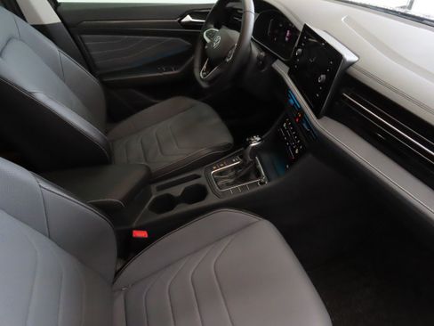 New 2025 Volkswagen Jetta SEL FWD image 24