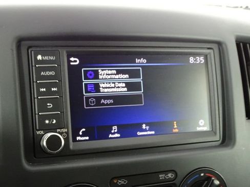 Used 2021 Nissan NV200 S image 28