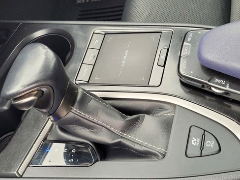 Used 2021 Lexus UX 250h w/ Premium Package AWD/4WD image 14