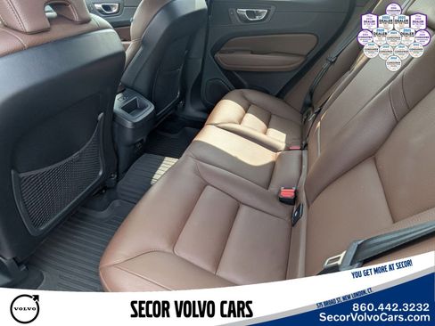 Certified 2023 Volvo XC60 B5 Plus w/ Climate Package AWD/4WD image 26